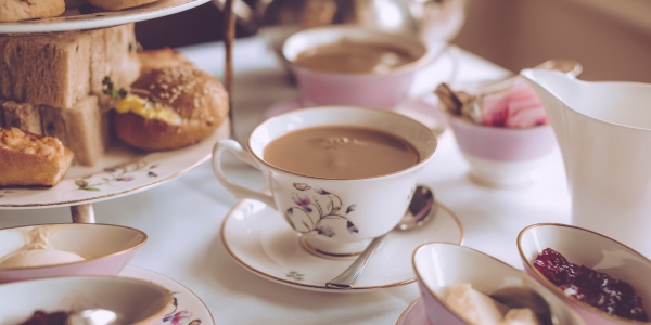 10 Best Afternoon Tea Venues in the Cotswolds | A Luxury Foodie Guide